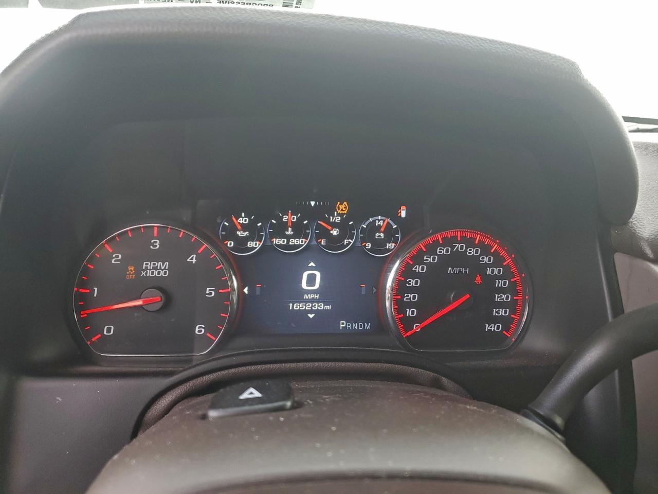 GMC Yukon Denali Image 9