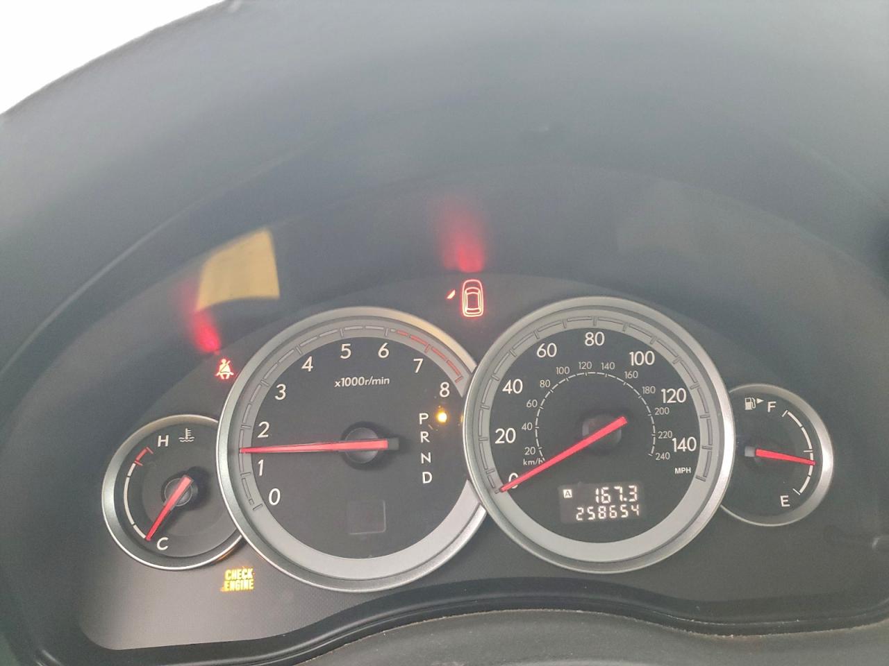 Subaru Legacy Outback 2.5i Image 8