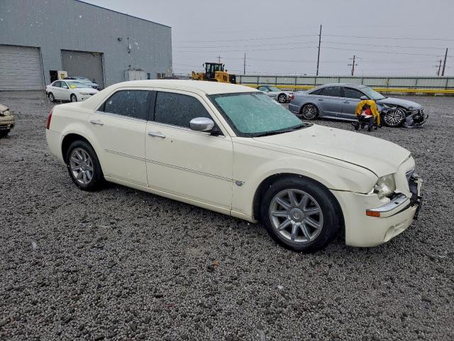 Chrysler 300 Image 6