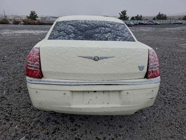 Chrysler 300 Image 9