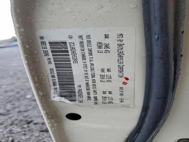 Chrysler 300 Image 11