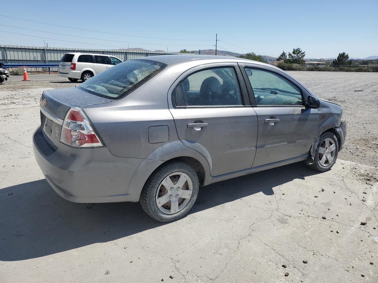 Chevrolet Aveo Ls Image 12