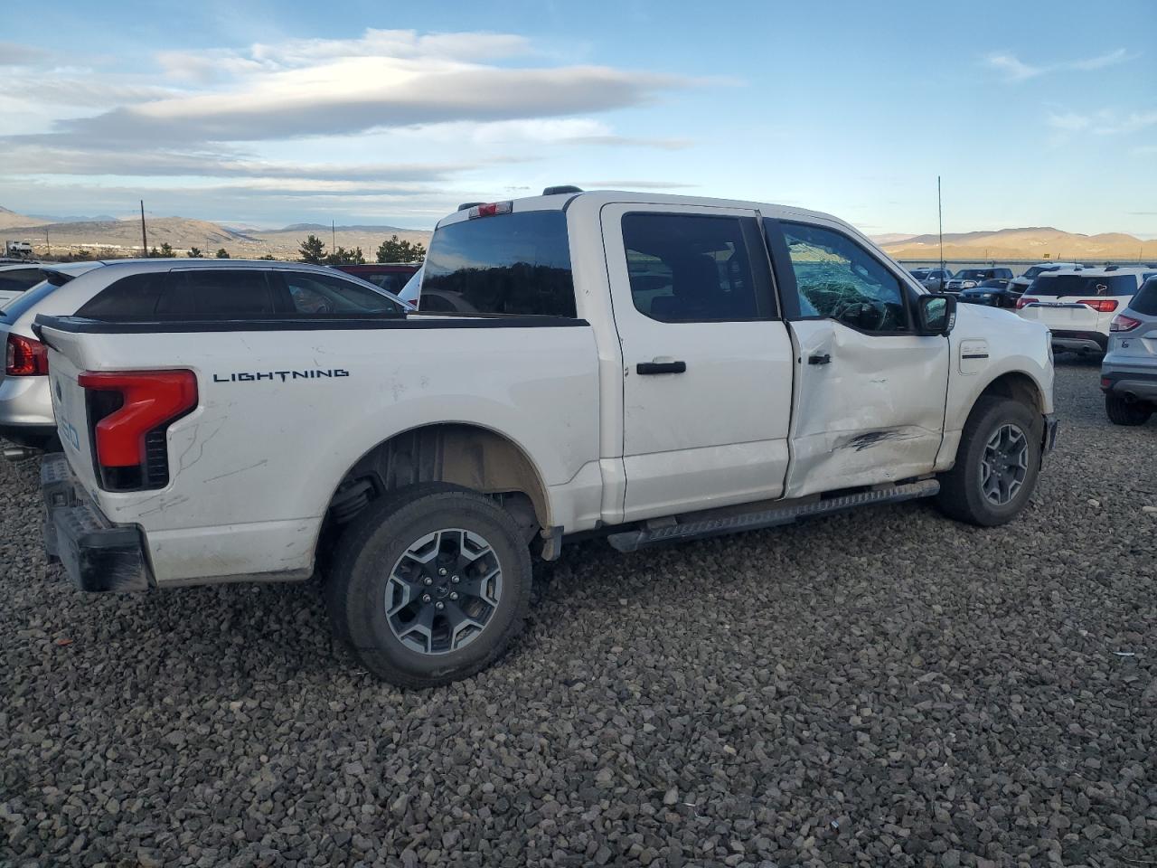 Ford F-150 Lightning Pro Image 4