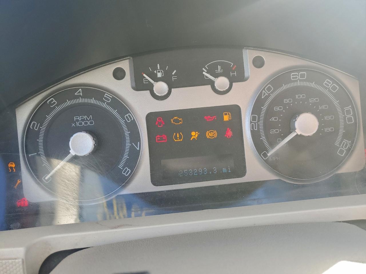 Mercury Mariner Premier Image 11