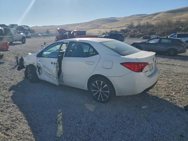 Toyota Corolla L Image 9