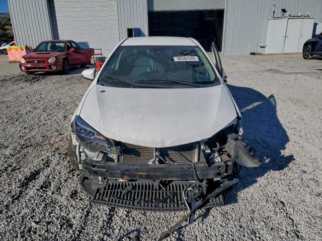 Toyota Corolla L Image 6