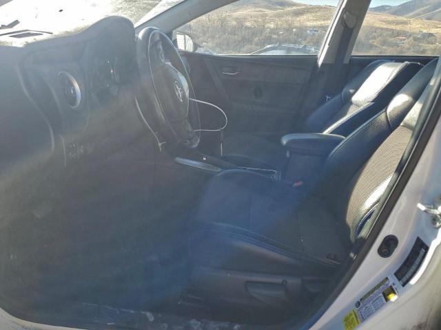 Toyota Corolla L Image 7