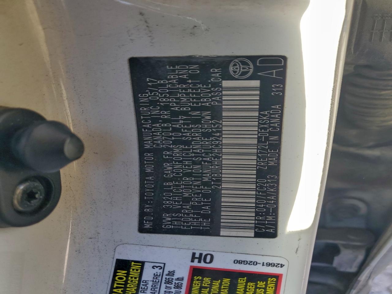 Toyota Corolla L Image 10