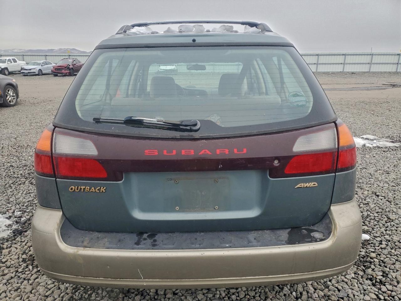 Subaru Legacy Outback Image 9