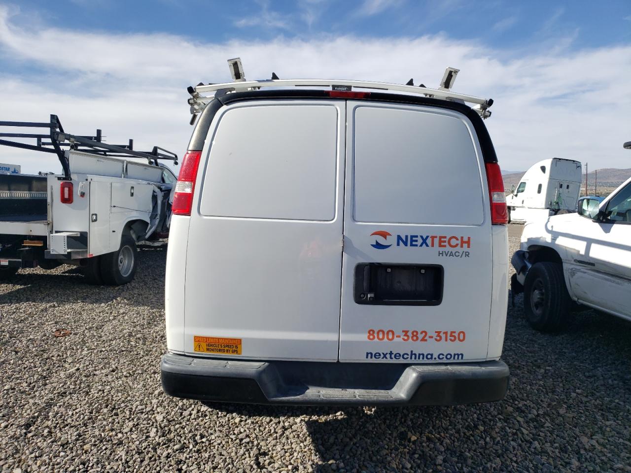 Chevrolet Express Image 6