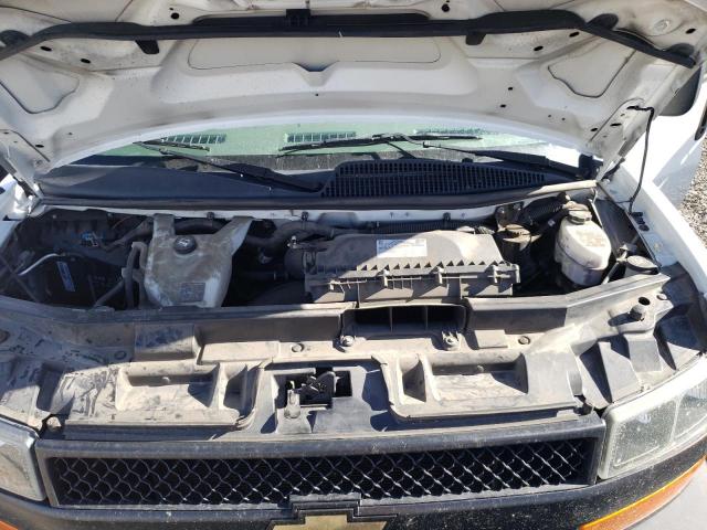 Chevrolet Express Image 7