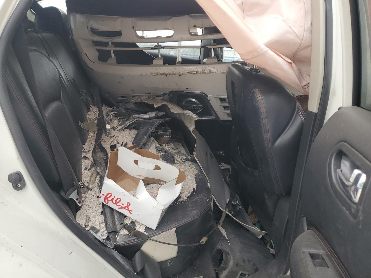 Nissan Rogue S Image 9