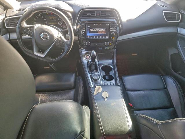 Nissan Maxima 3.5s Image 3