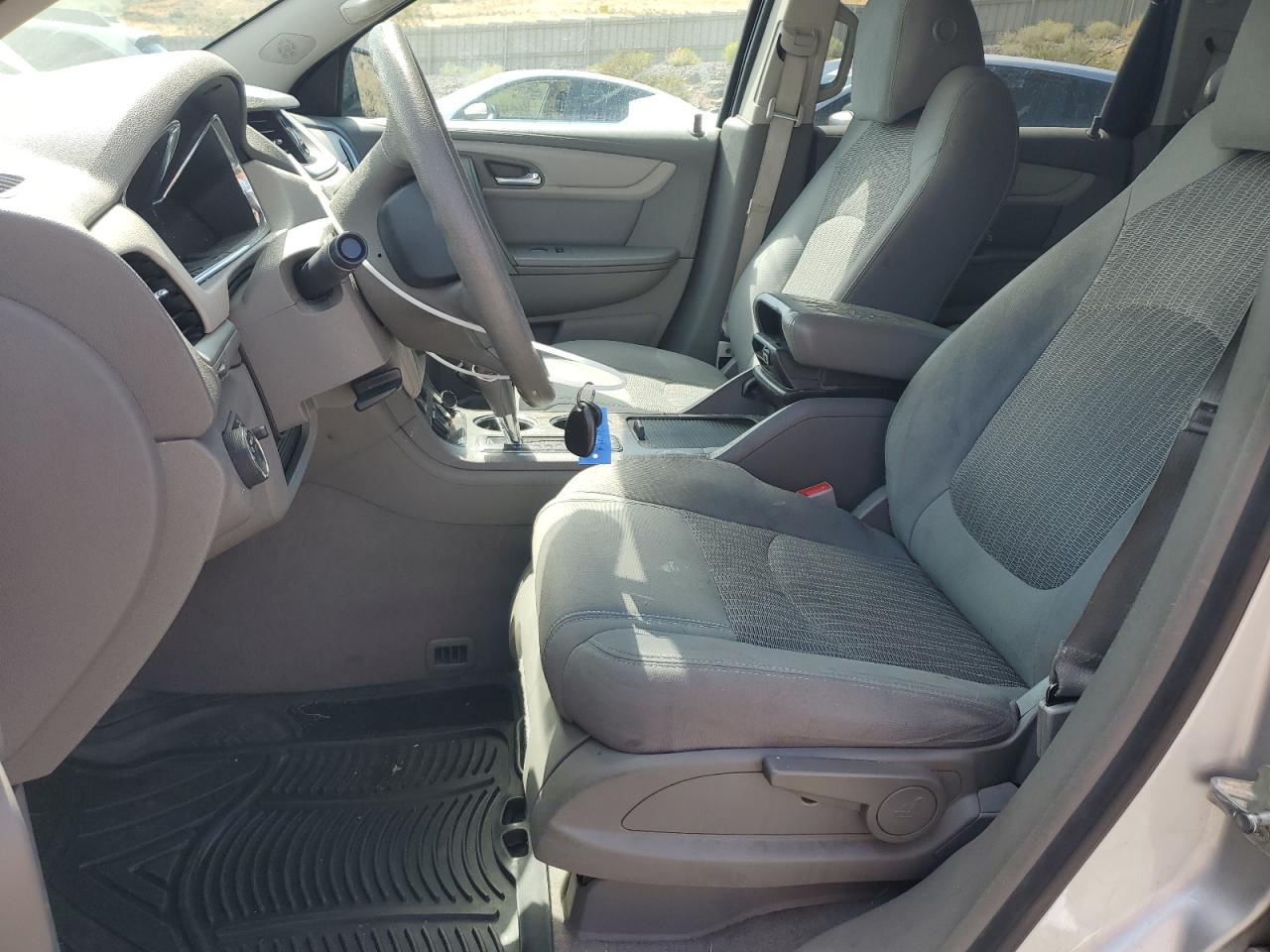 Chevrolet Traverse Ls Image 5