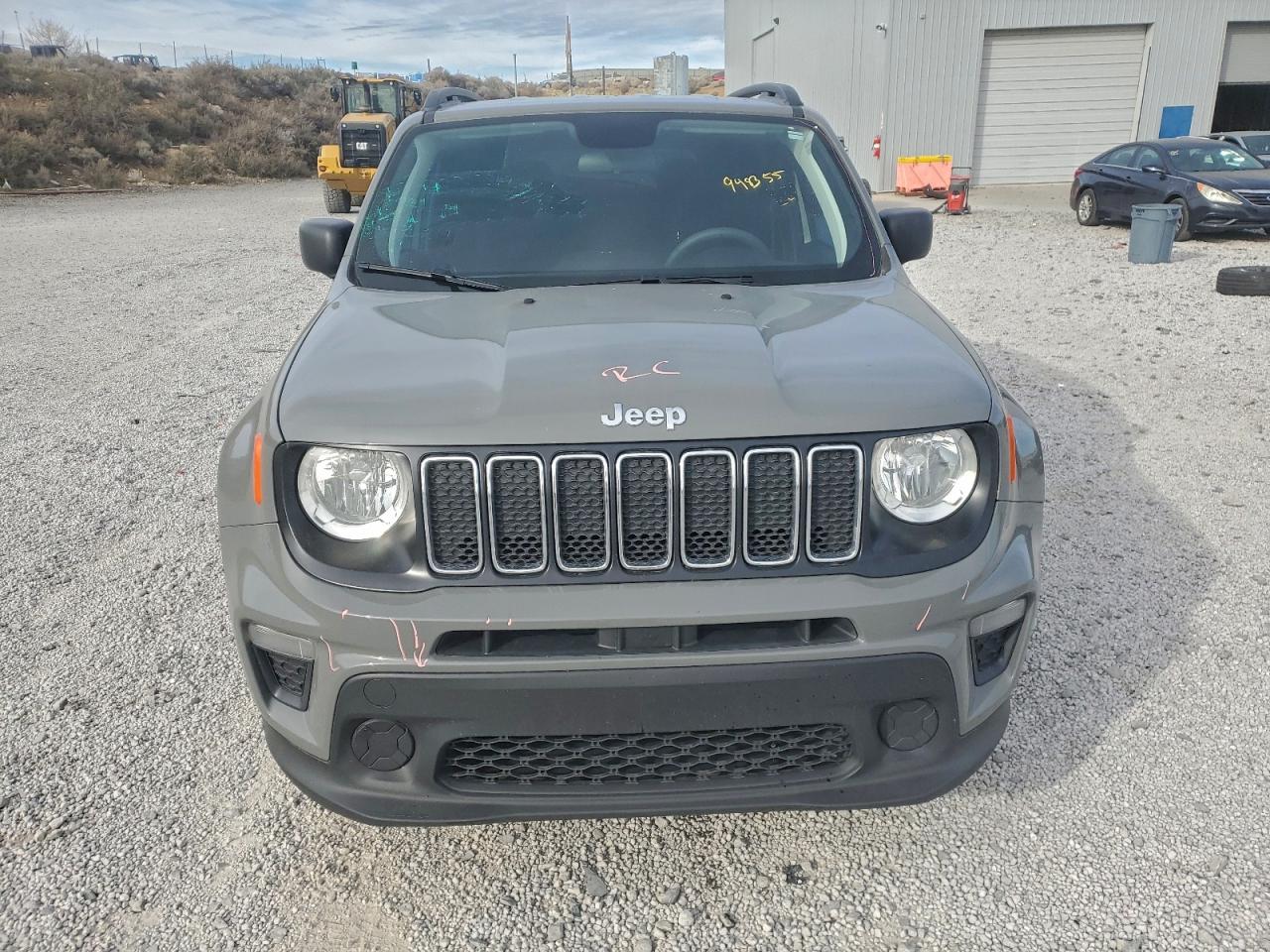 Jeep Renegade Sport Image 9