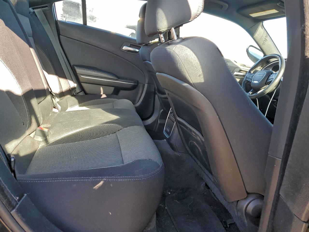 Dodge Charger Se Image 11