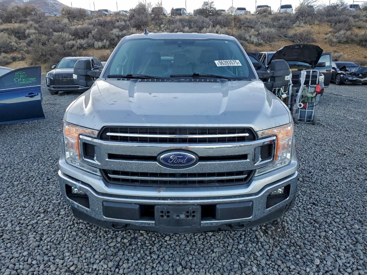 Ford F-150 Supercrew Image 6