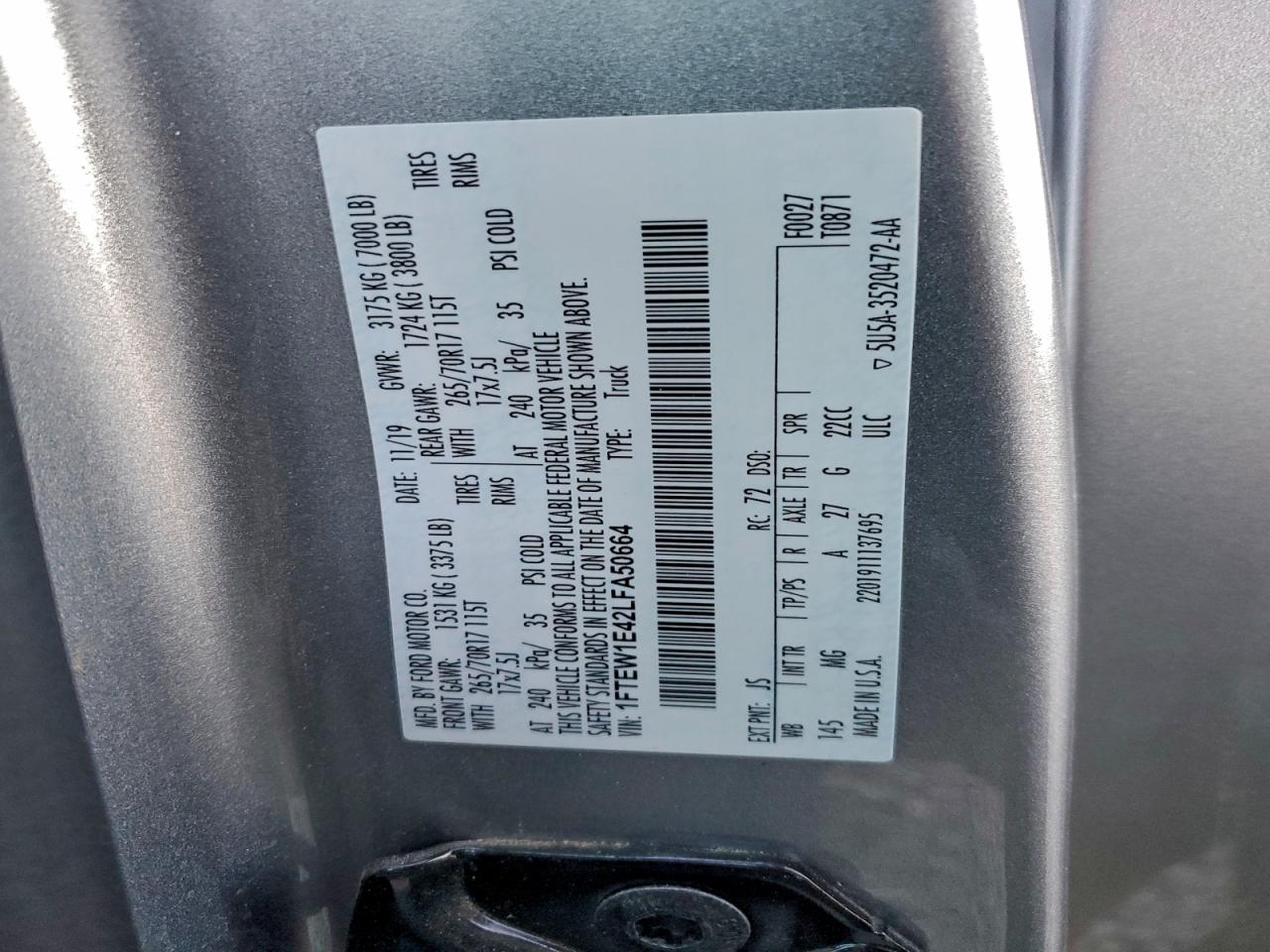 Ford F-150 Supercrew Image 11