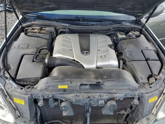 Lexus LS 430 Image 10