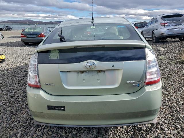 Toyota Prius Image 2
