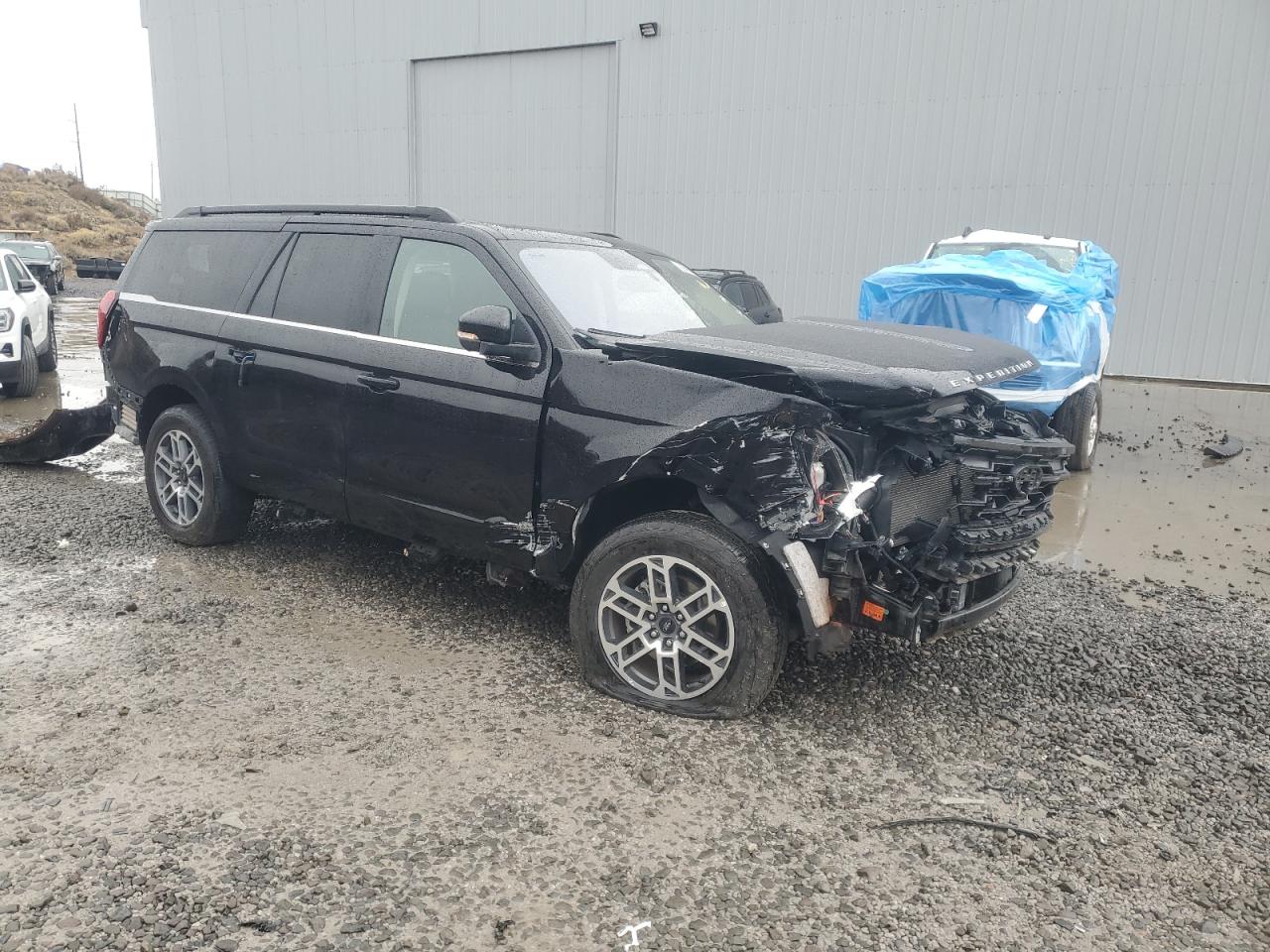 Ford Expedition Max Active Image 13