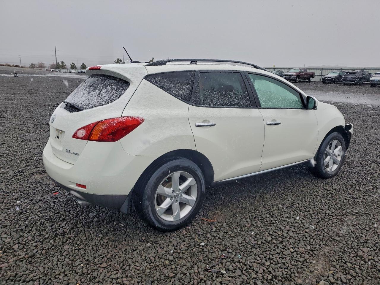 Nissan Murano S Image 9
