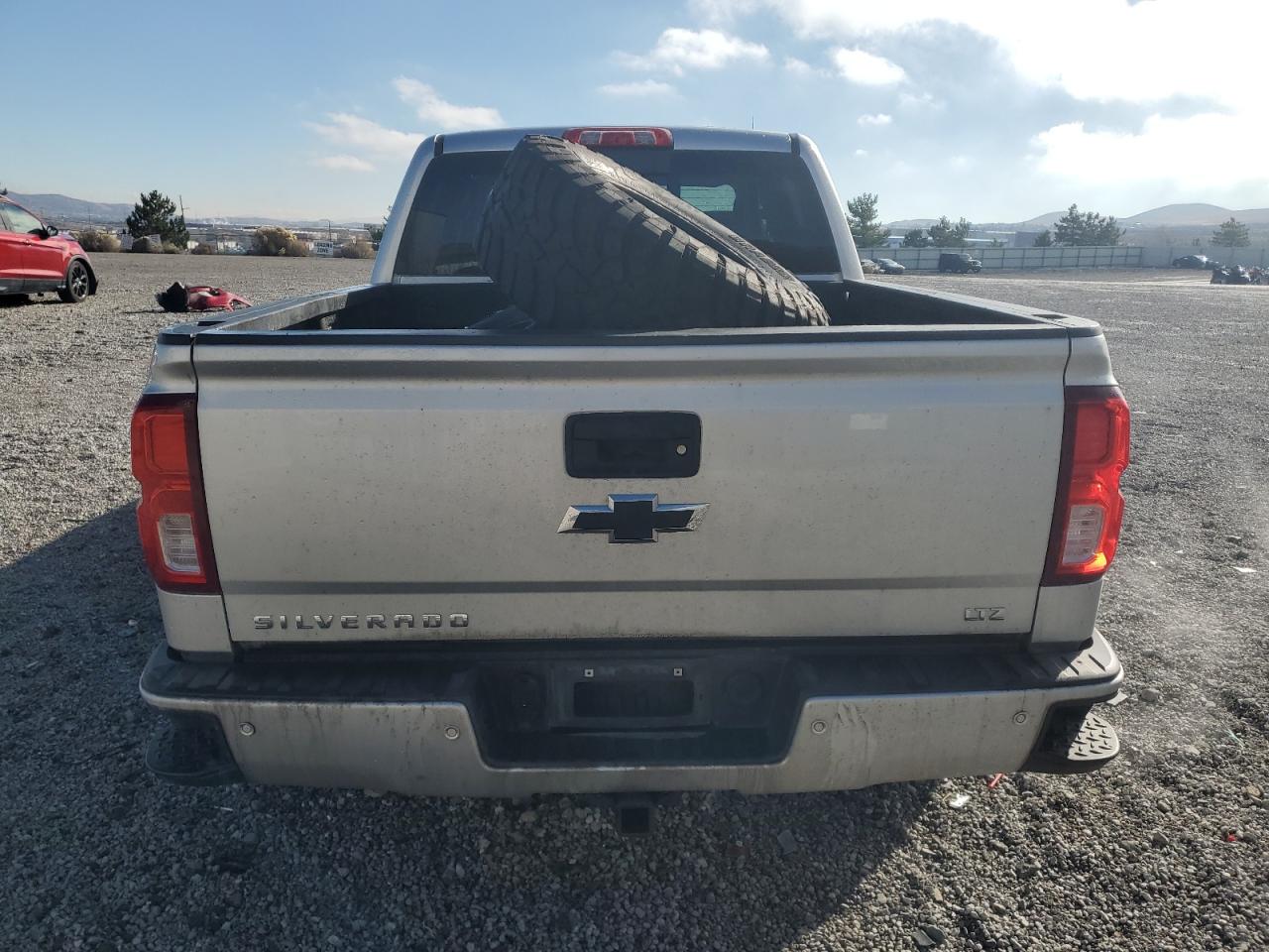 Chevrolet Silverado K1500 Ltz Image 8