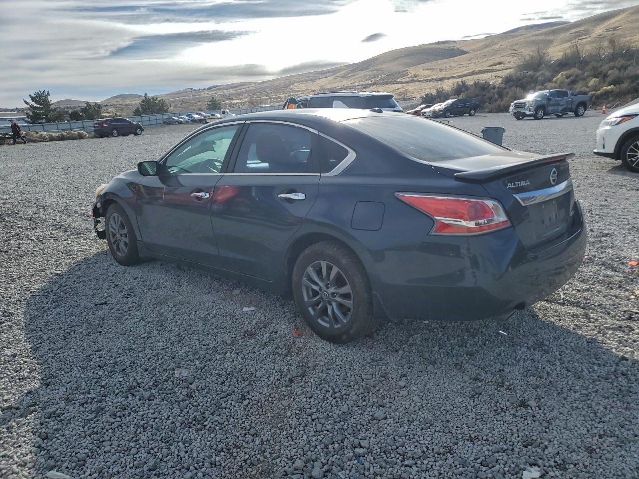 Nissan Altima 2.5 Image 2