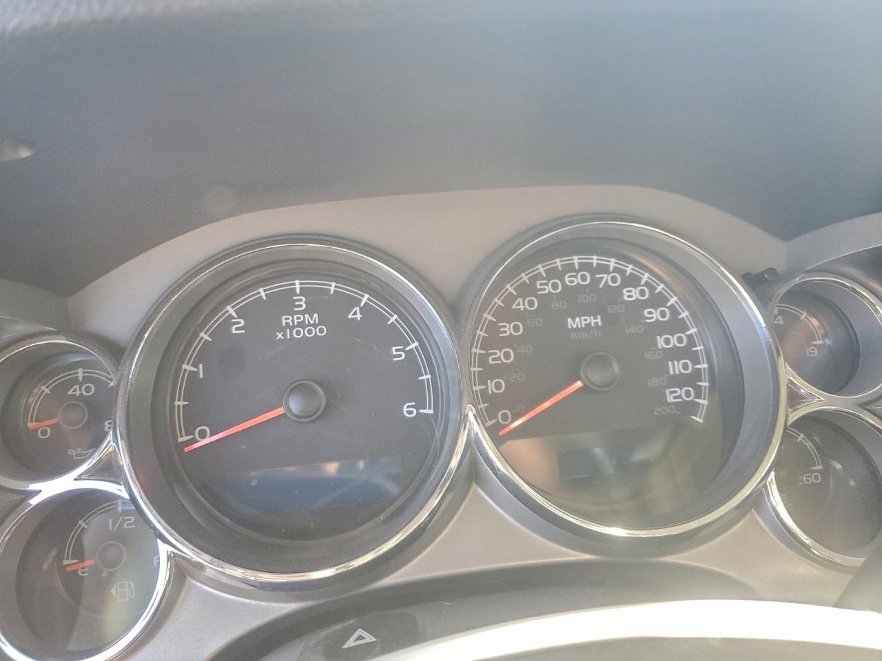 Chevrolet Silverado K1500 Lt Image 7