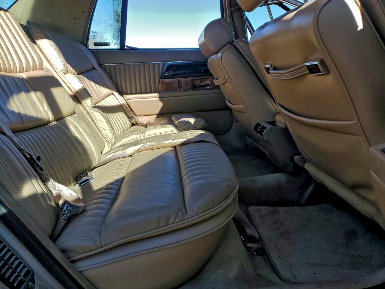 Buick Park Ave Image 3