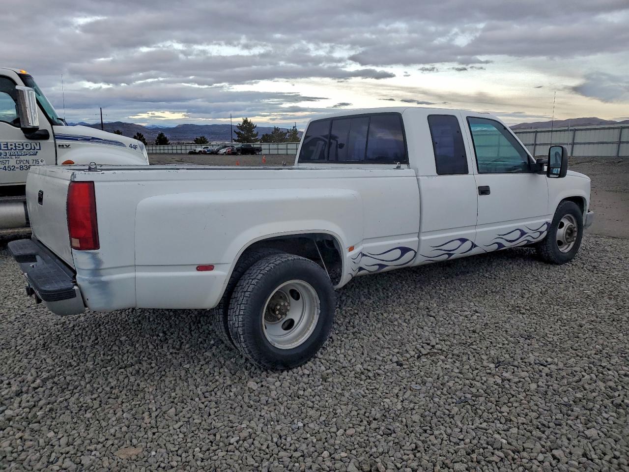 Chevrolet Gmt C3500 Image 4