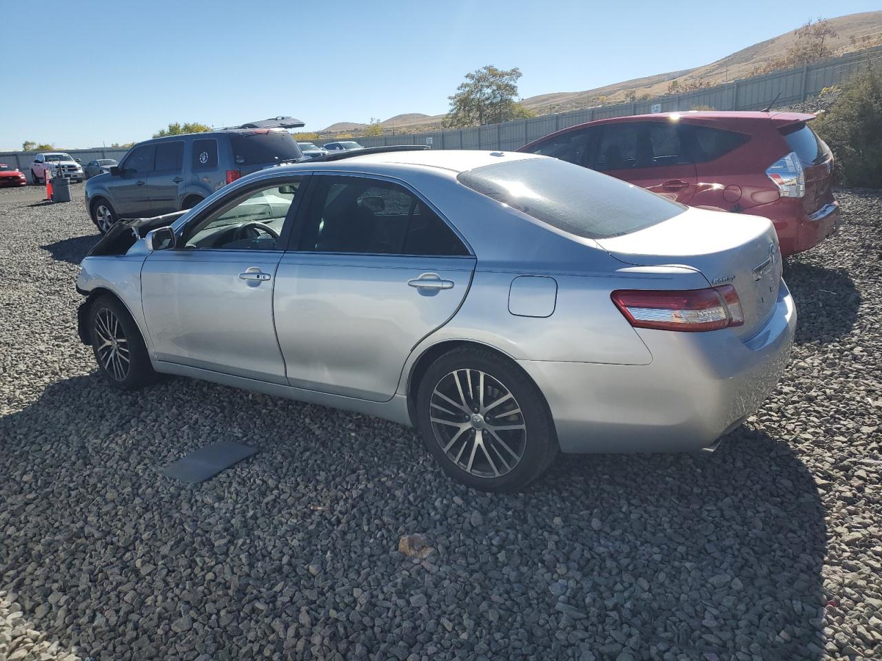 Toyota Camry Se Image 13