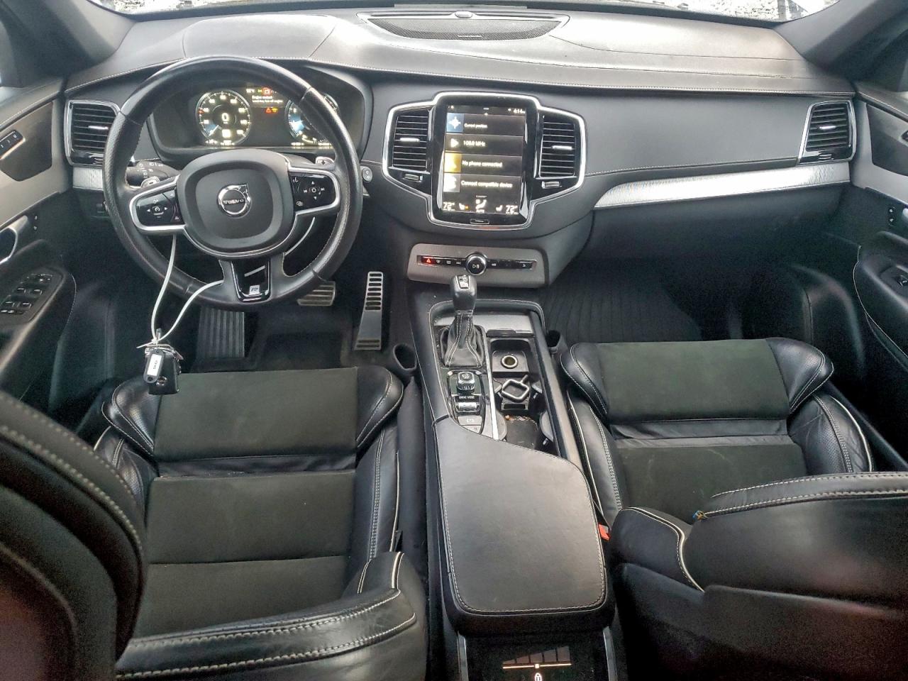 Volvo XC90 T5 R-design Image 13