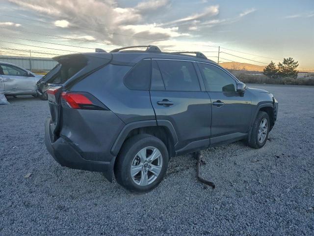 Toyota RAV4 Xle Image 9