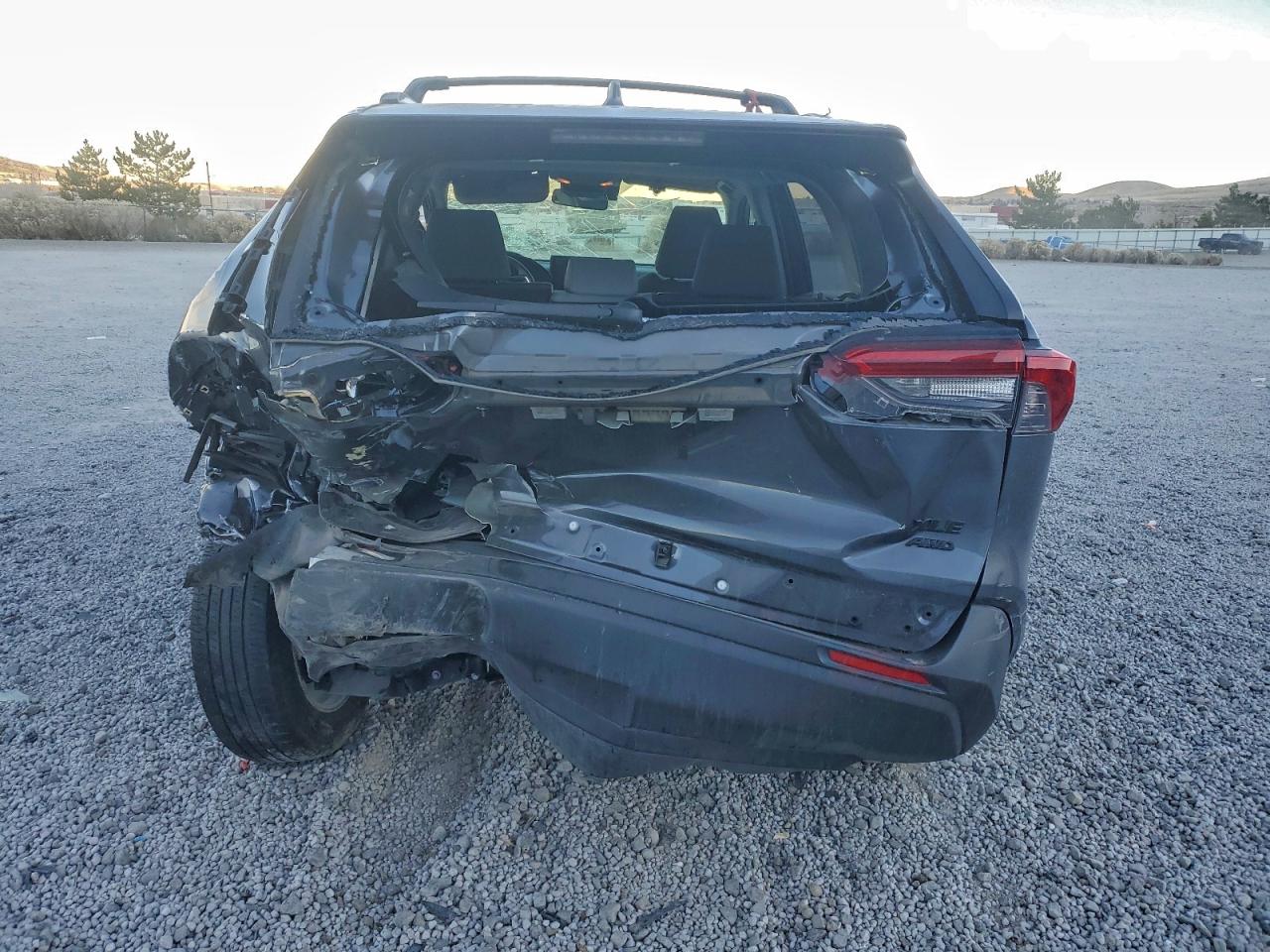 Toyota RAV4 Xle Image 7