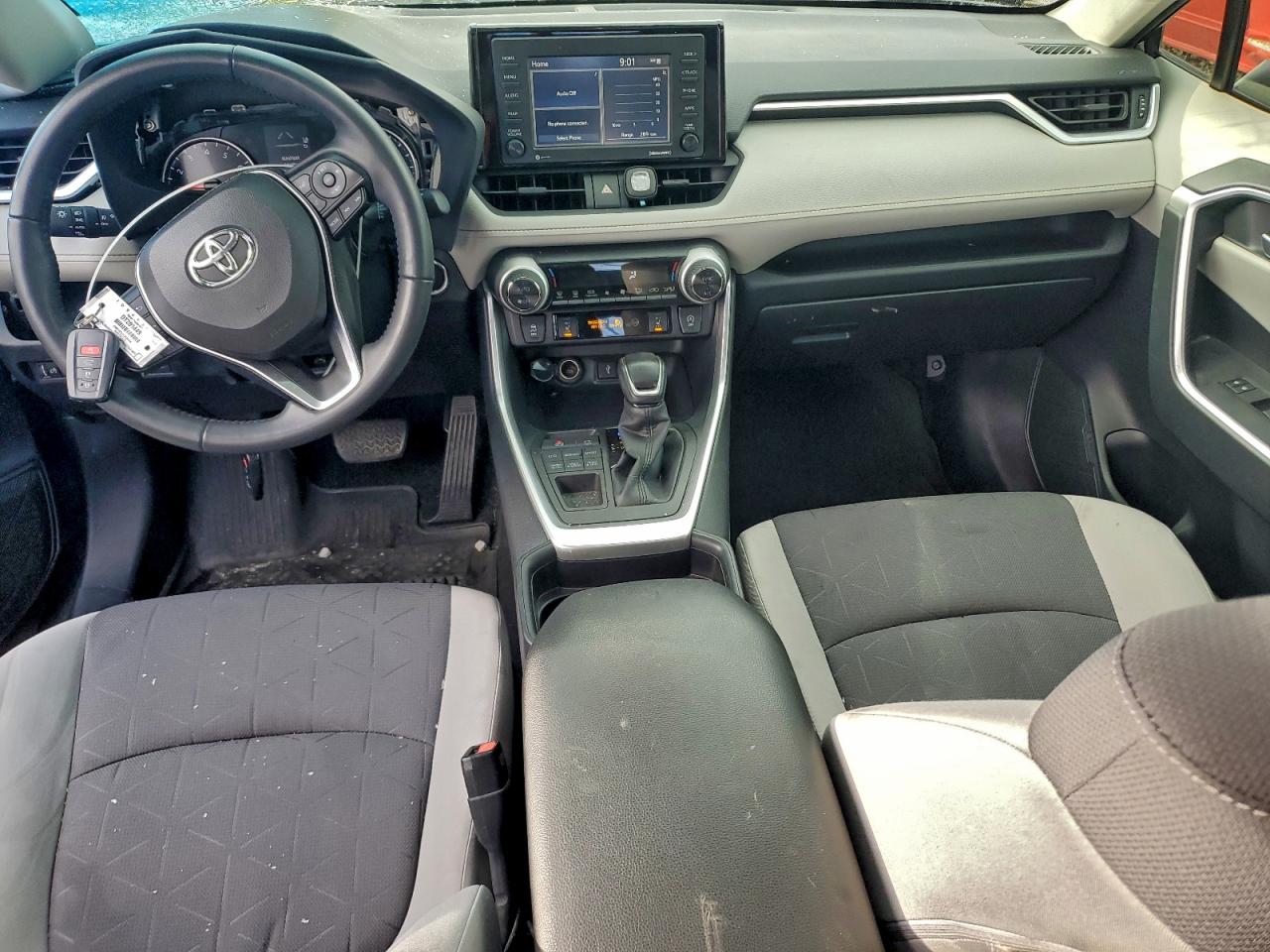 Toyota RAV4 Xle Image 8