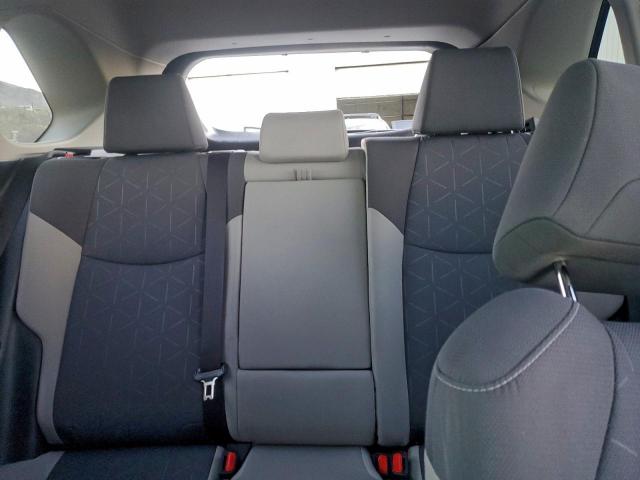 Toyota RAV4 Xle Image 13