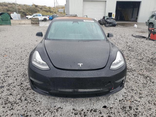 Tesla Model 3 Image 9