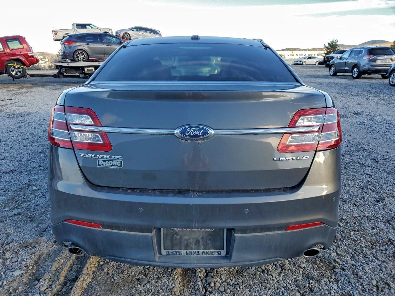 Ford Taurus Limited Image 8