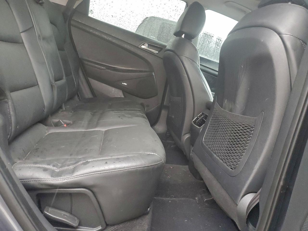 Hyundai TUCSON Limited Image 9