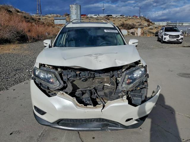 Nissan Rogue S Image 5