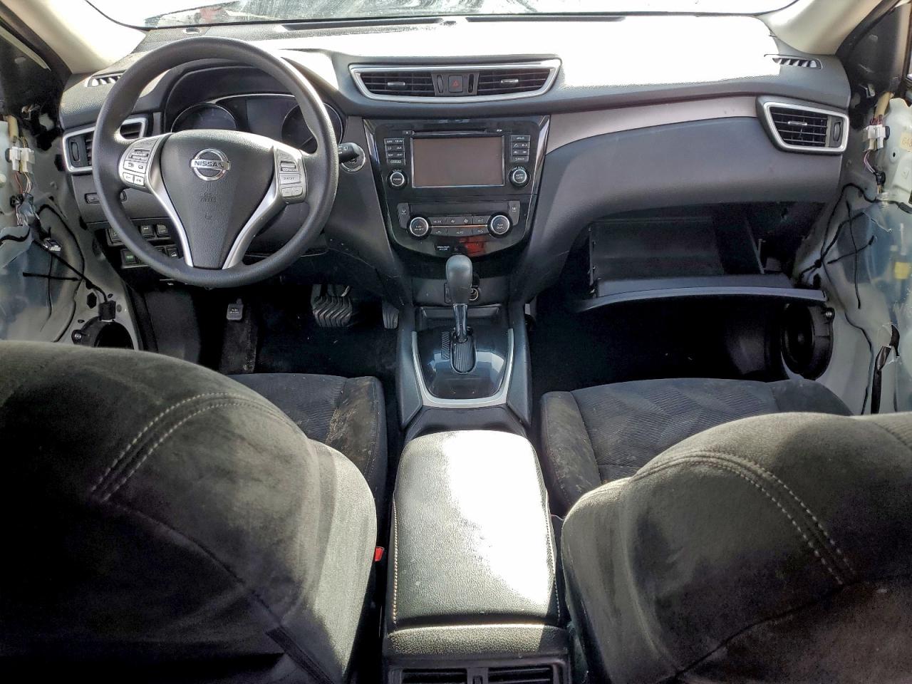 Nissan Rogue S Image 9