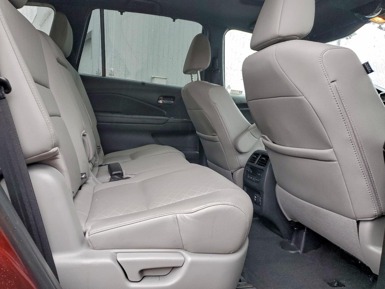 Honda Passport Elite Image 6