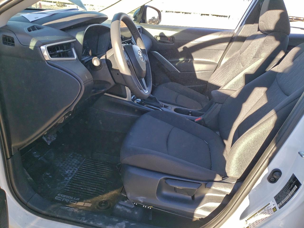 Toyota Corolla Le Image 12