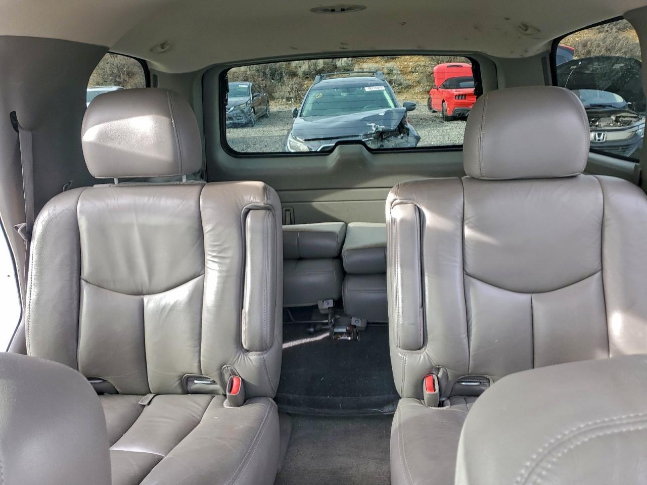 Chevrolet Tahoe K1500 Image 11