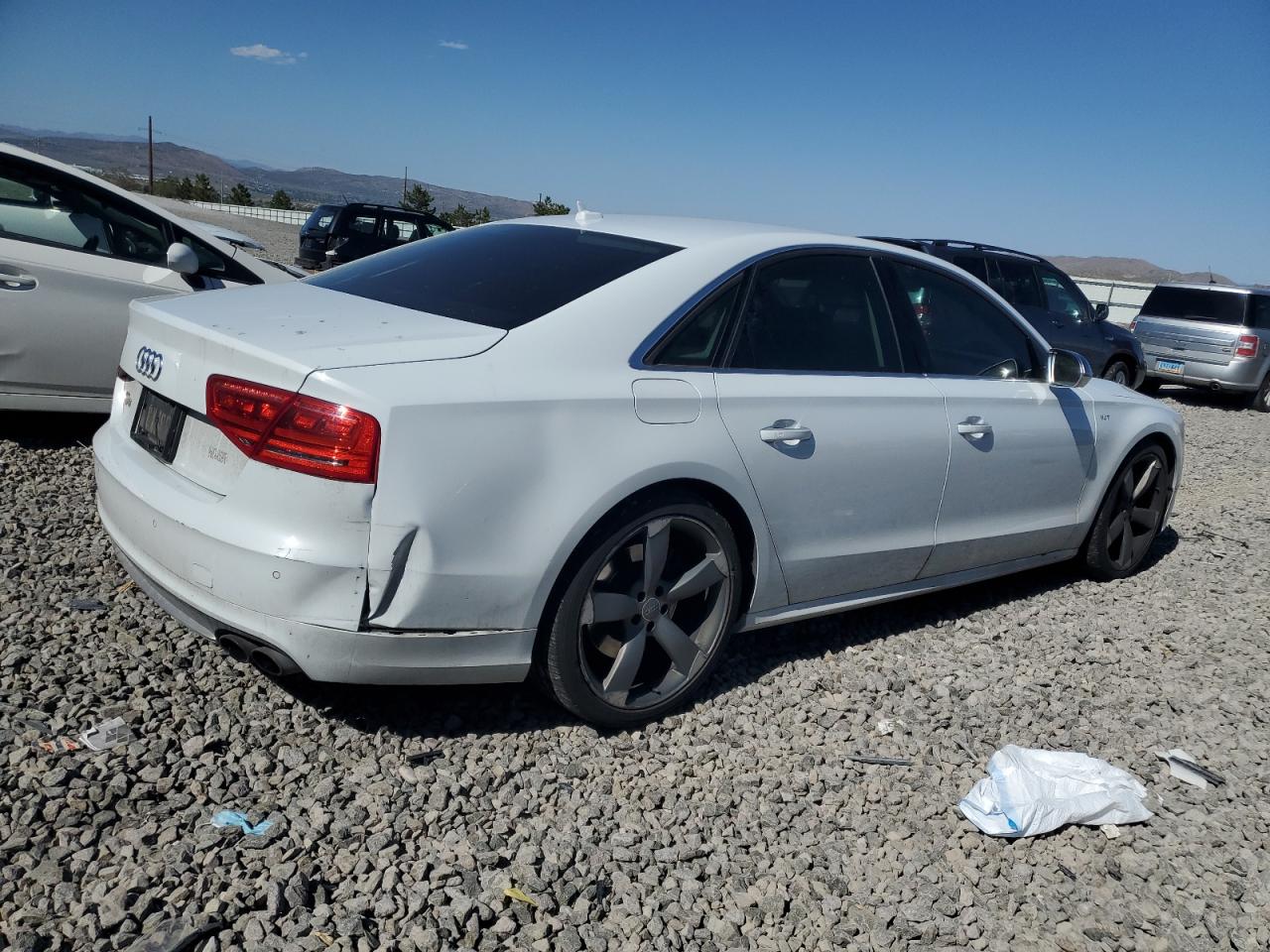 Audi S8 Quattro Image 2