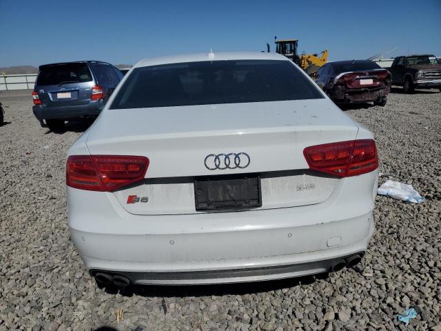 Audi S8 Quattro Image 12