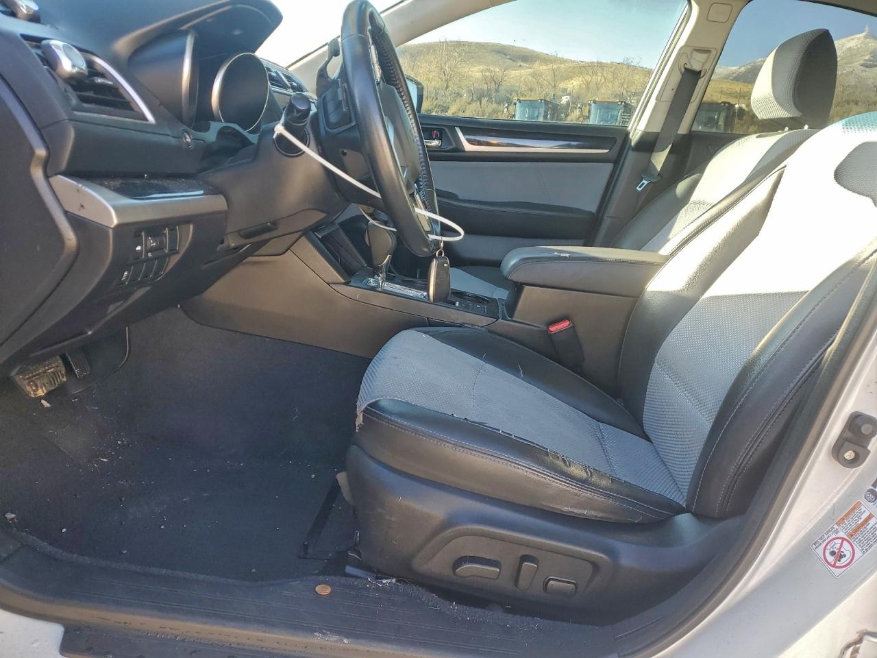 Subaru Legacy Sport Image 6