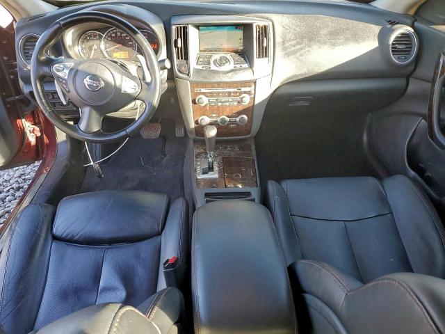 Nissan Maxima S Image 10