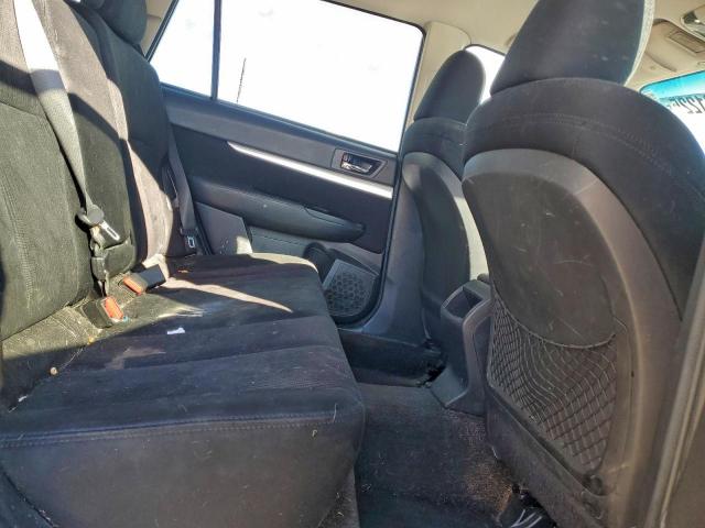 Subaru Legacy 2.5i Premium Image 12